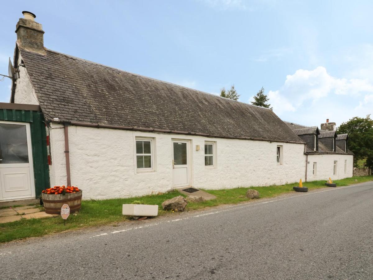 Osprey Cottage Newtonmore Exterior foto